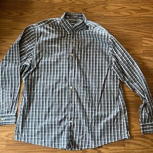 Eddie Bauer men’s button shirt